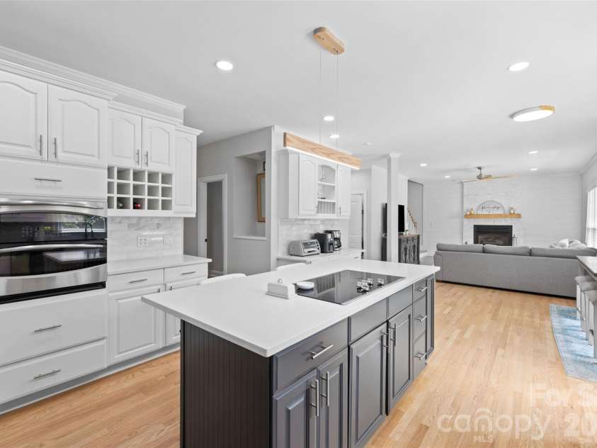 1321 Yellowood Court, Rock Hill, SC 29732.  MLS# CAR4384132, YatesRealty ID 30819. 