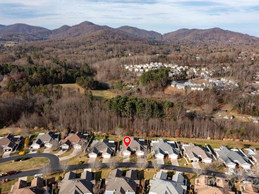 11-C Heather Way, Candler, NC 28715.  MLS# CAR4325891, YatesRealty ID 3082. 