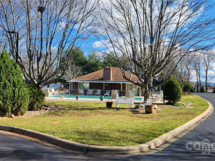 11-C Heather Way, Candler, NC 28715.  MLS# CAR4325891, YatesRealty ID 3082. 