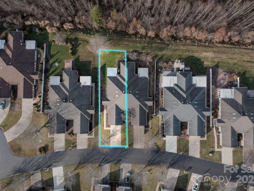 11-C Heather Way, Candler, NC 28715.  MLS# CAR4325891, YatesRealty ID 3082. 