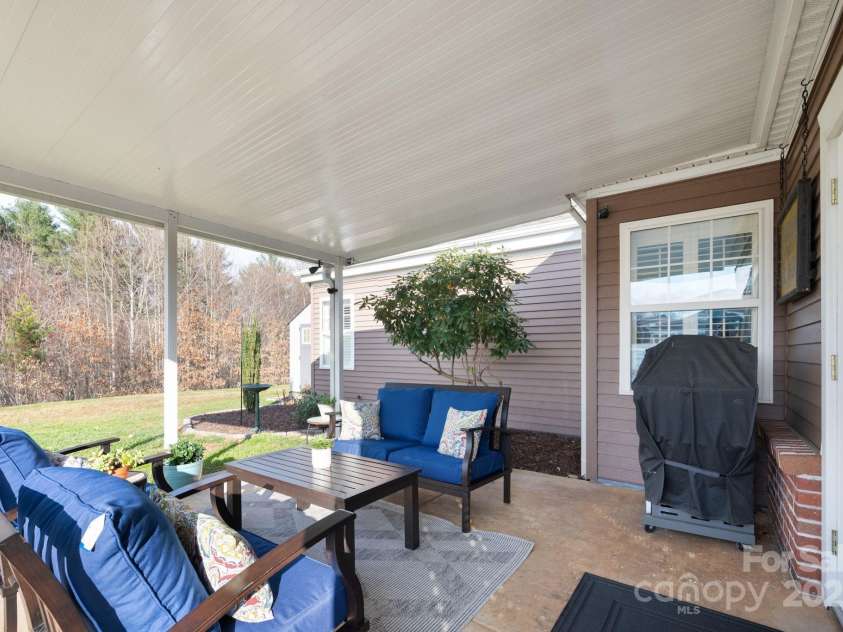 11-C Heather Way, Candler, NC 28715.  MLS# CAR4325891, YatesRealty ID 3082. 