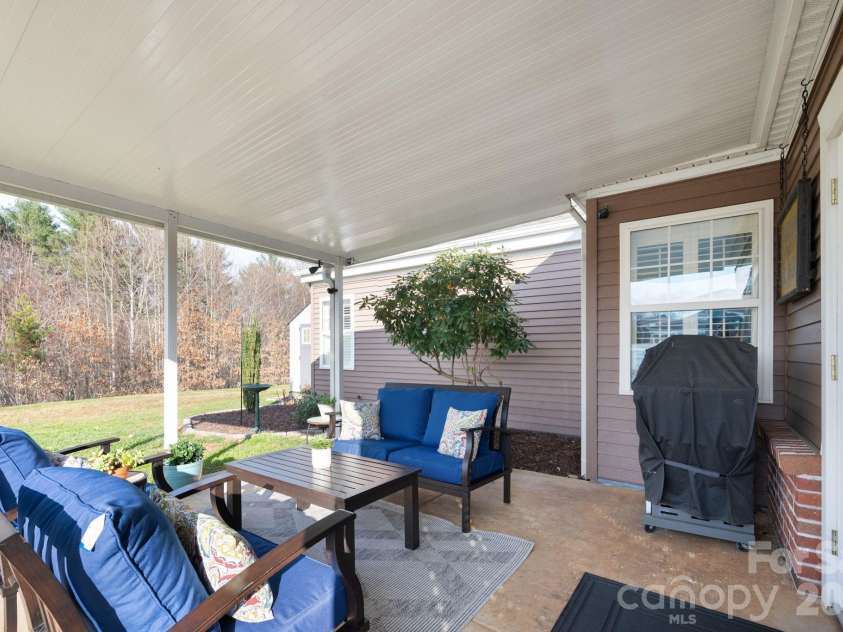 11-C Heather Way, Candler, NC 28715.  MLS# CAR4412615, YatesRealty ID 3082. 