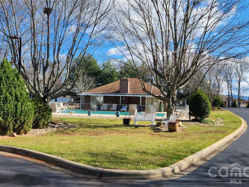11-C Heather Way, Candler, NC 28715.  MLS# CAR4412615, YatesRealty ID 3082. 