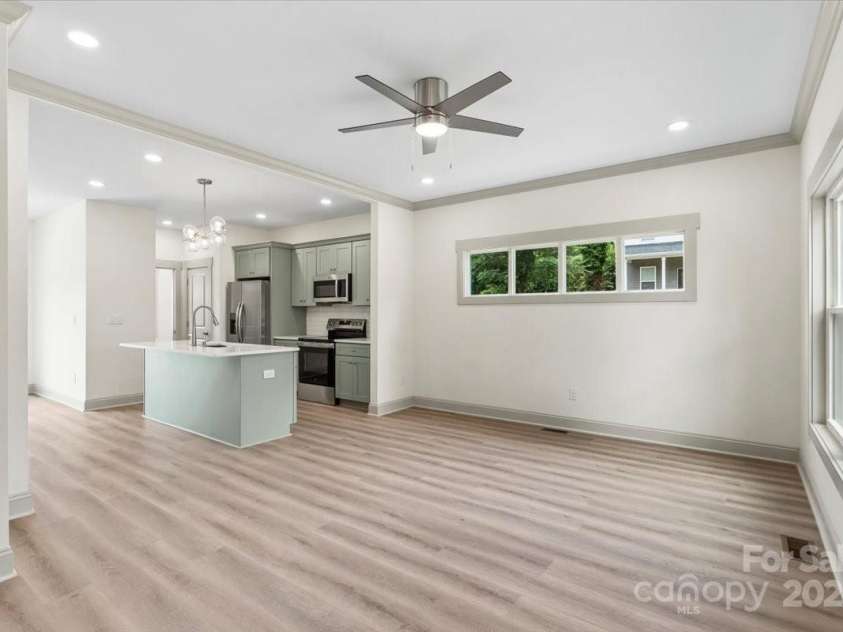 439 Norment Avenue, Gastonia, NC 28052.  MLS# CAR4282778, YatesRealty ID 3082. 