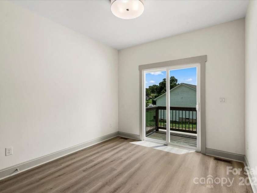 439 Norment Avenue, Gastonia, NC 28052.  MLS# CAR4282778, YatesRealty ID 3082. 