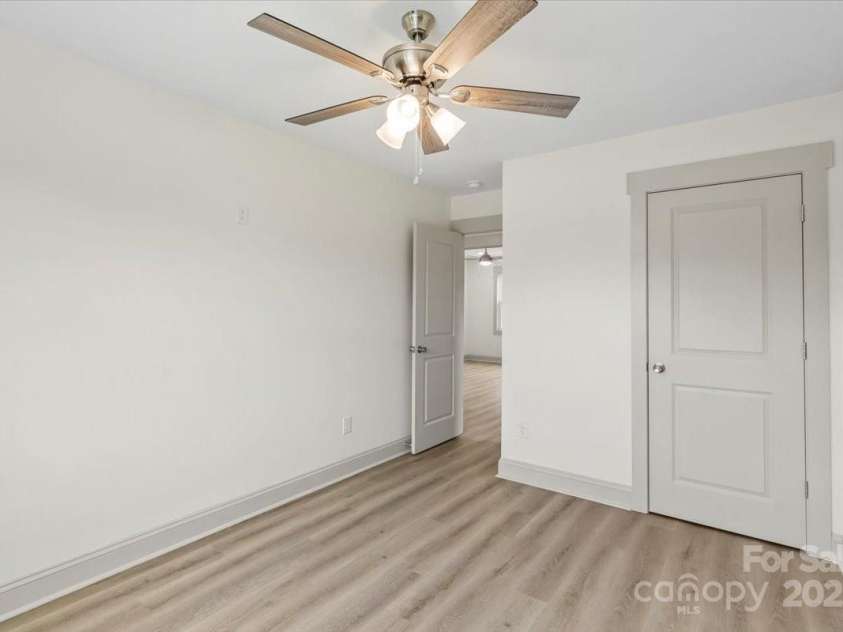 439 Norment Avenue, Gastonia, NC 28052.  MLS# CAR4282778, YatesRealty ID 3082. 