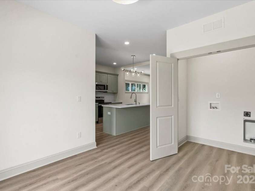 439 Norment Avenue, Gastonia, NC 28052.  MLS# CAR4282778, YatesRealty ID 3082. 