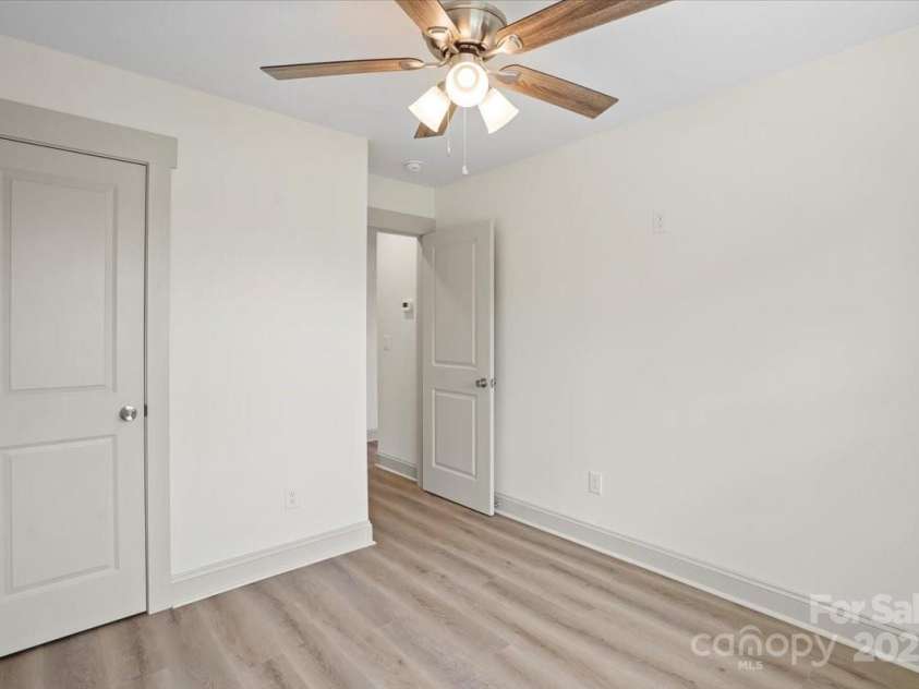 439 Norment Avenue, Gastonia, NC 28052.  MLS# CAR4282778, YatesRealty ID 3082. 