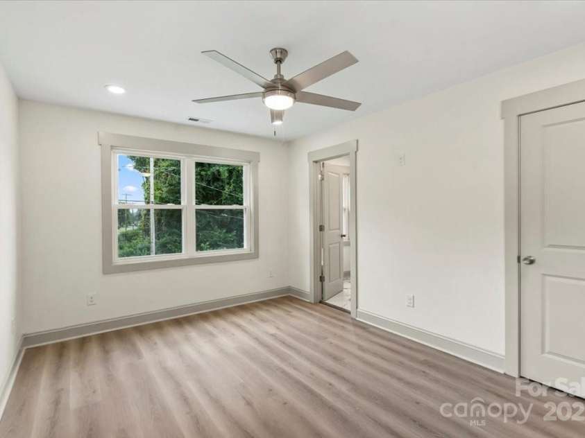 439 Norment Avenue, Gastonia, NC 28052.  MLS# CAR4282778, YatesRealty ID 3082. 