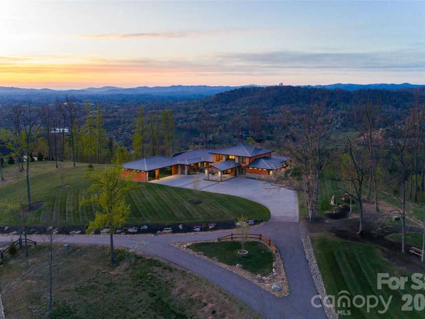 170 + 99999 Bear View Road, Weaverville, NC 28787.  MLS# CAR4392043, YatesRealty ID 30820. 170 Bear View Rd