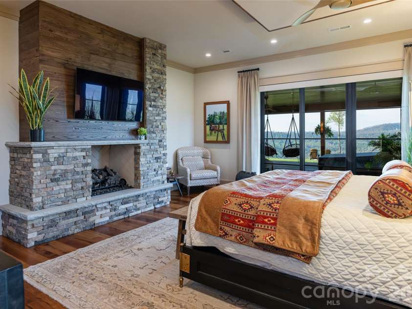 170 + 9999 Bear View Road, Weaverville, NC 28787.  MLS# CAR4392081, YatesRealty ID 30822. Primary suite