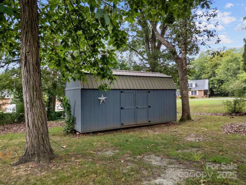 241 Stonewall Road, Salisbury, NC 28144.  MLS# CAR4283496, YatesRealty ID 30822. 