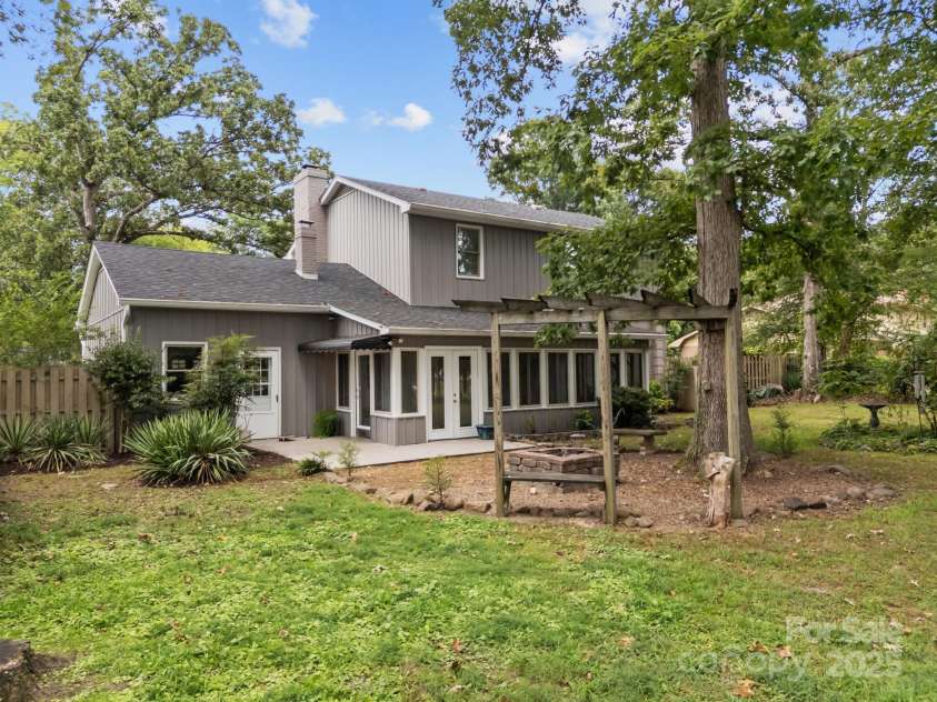 241 Stonewall Road, Salisbury, NC 28144.  MLS# CAR4283496, YatesRealty ID 30822. 