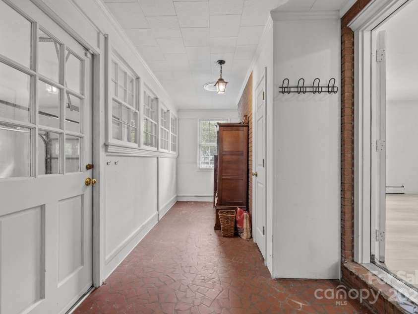 241 Stonewall Road, Salisbury, NC 28144.  MLS# CAR4283496, YatesRealty ID 30822. Butler pantry/mudroom