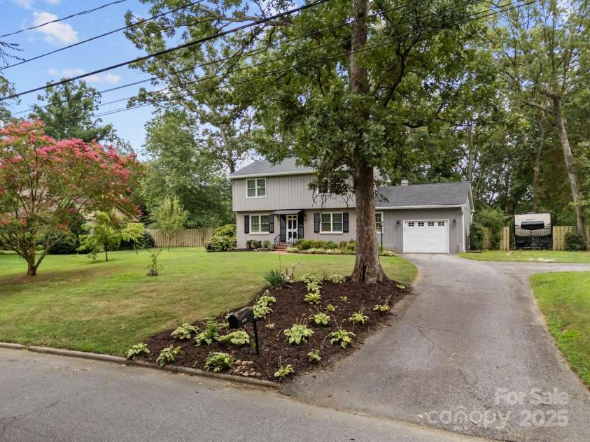 241 Stonewall Road, Salisbury, NC 28144.  MLS# CAR4283496, YatesRealty ID 30822. RV parking