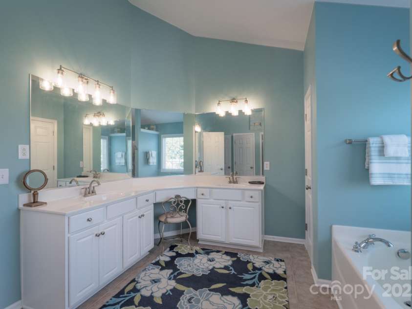 2205 Harding Place, Indian Trail, NC 28079.  MLS# CAR4279210, YatesRealty ID 30823. Primary Bathroom
