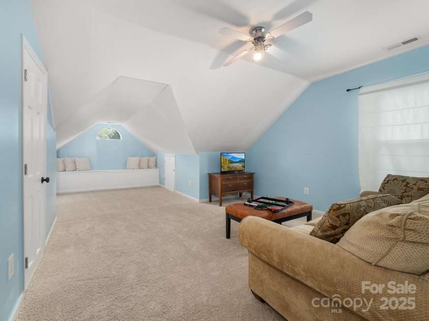 12214 Provincetowne Drive, Charlotte, NC 28277.  MLS# CAR4282352, YatesRealty ID 30824. 