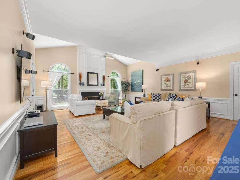 12214 Provincetowne Drive, Charlotte, NC 28277.  MLS# CAR4282352, YatesRealty ID 30824. Expanded two-story great room