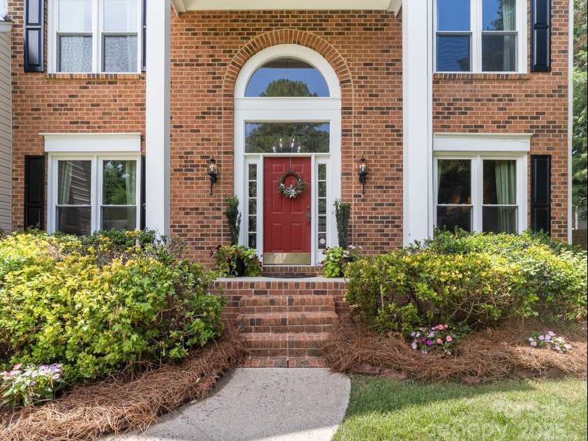 12214 Provincetowne Drive, Charlotte, NC 28277.  MLS# CAR4282352, YatesRealty ID 30824. Welcoming front porch