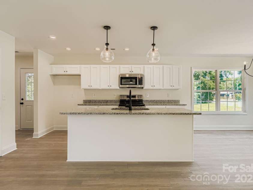 1139 Oconee Avenue, Rock Hill, SC 29732.  MLS# CAR4283003, YatesRealty ID 30825. 