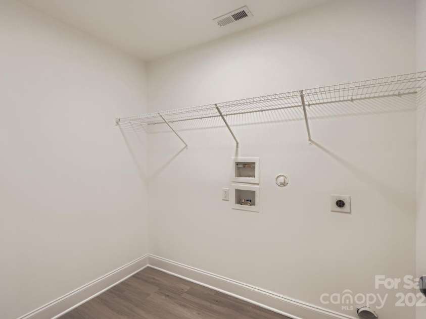 1139 Oconee Avenue, Rock Hill, SC 29732.  MLS# CAR4283003, YatesRealty ID 30825. 