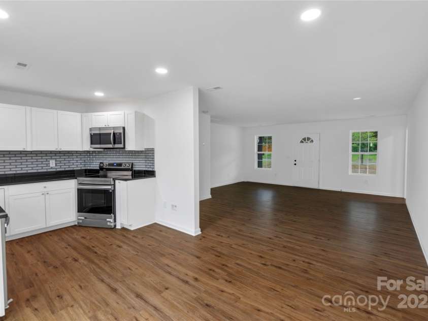 3326 Goble Street, Gastonia, NC 28056.  MLS# CAR4277451, YatesRealty ID 30826. 