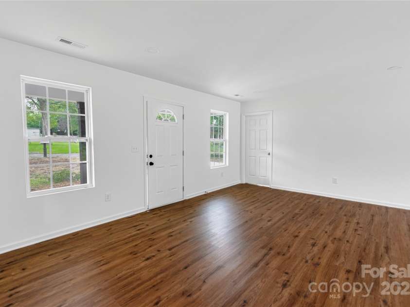 3326 Goble Street, Gastonia, NC 28056.  MLS# CAR4277451, YatesRealty ID 30826. 