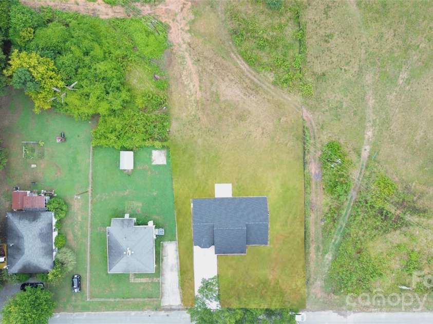 3326 Goble Street, Gastonia, NC 28056.  MLS# CAR4277451, YatesRealty ID 30826. 