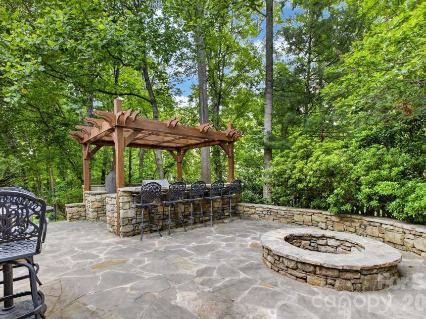 42 Corbran Drive, Fairview, NC 28730.  MLS# CAR4386994, YatesRealty ID 30826. 