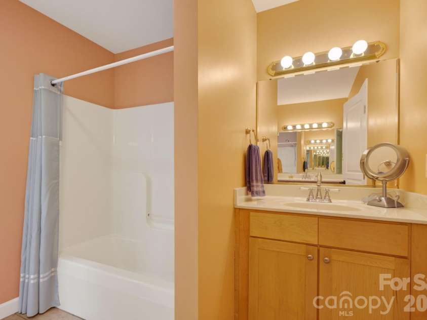42 Corbran Drive, Fairview, NC 28730.  MLS# CAR4386994, YatesRealty ID 30826. 