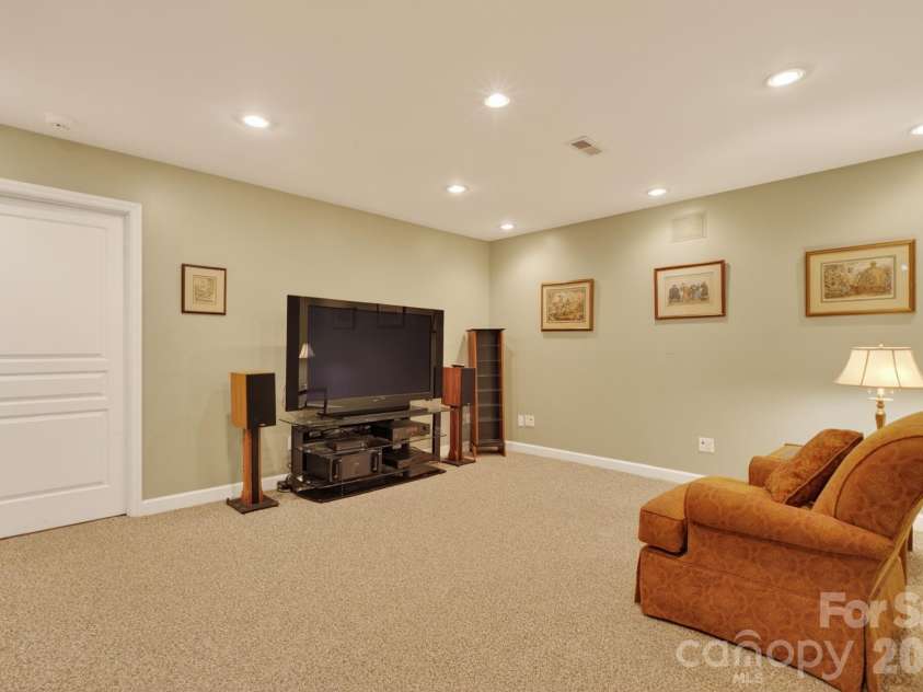 42 Corbran Drive, Fairview, NC 28730.  MLS# CAR4386994, YatesRealty ID 30826. 