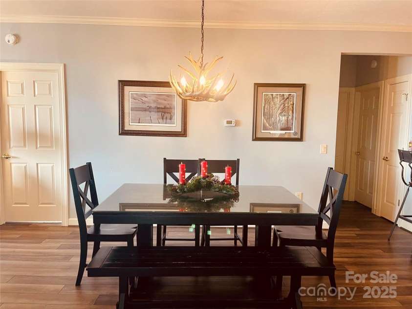 180 Windy Knoll, Banner Elk, NC 28604.  MLS# CAR4289909, YatesRealty ID 30828. 