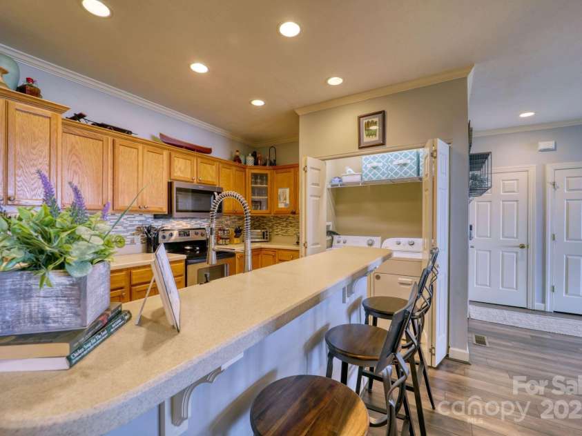 180 Windy Knoll, Banner Elk, NC 28604.  MLS# CAR4289909, YatesRealty ID 30828. 