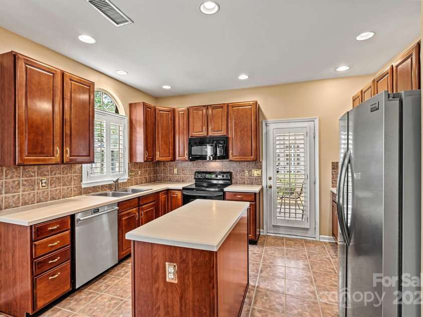 13512 Northbourne Road, Huntersville, NC 28078.  MLS# CAR4289617, YatesRealty ID 30829. 