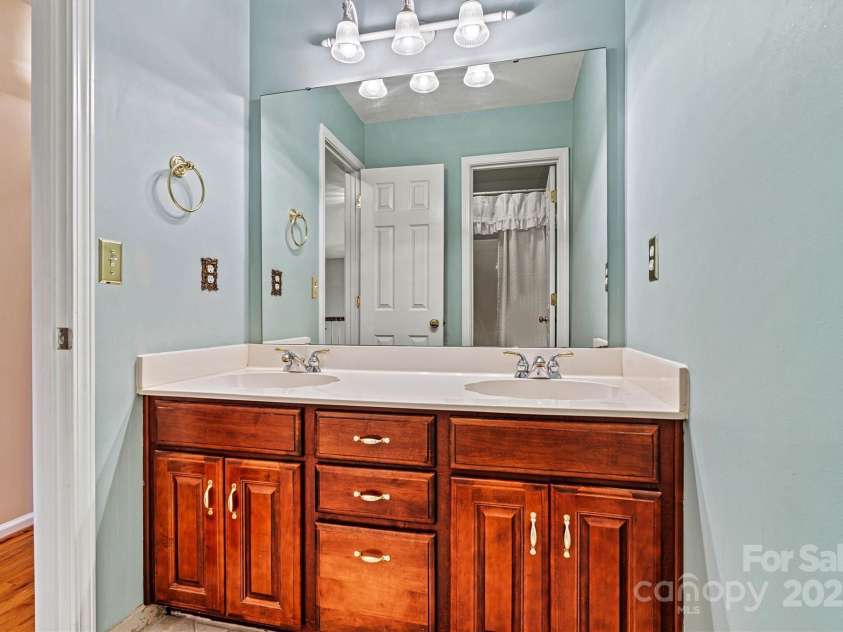13512 Northbourne Road, Huntersville, NC 28078.  MLS# CAR4289617, YatesRealty ID 30829. 