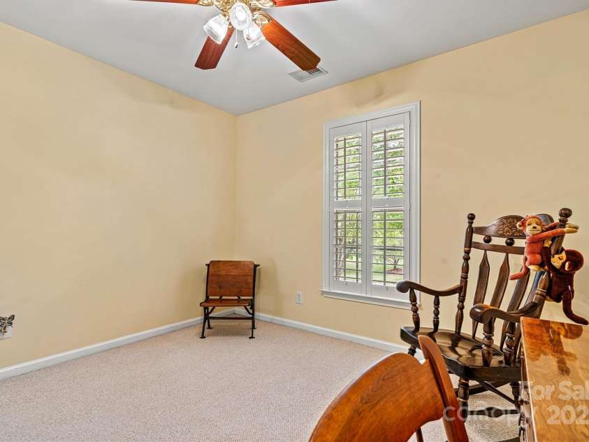 13512 Northbourne Road, Huntersville, NC 28078.  MLS# CAR4289617, YatesRealty ID 30829. 
