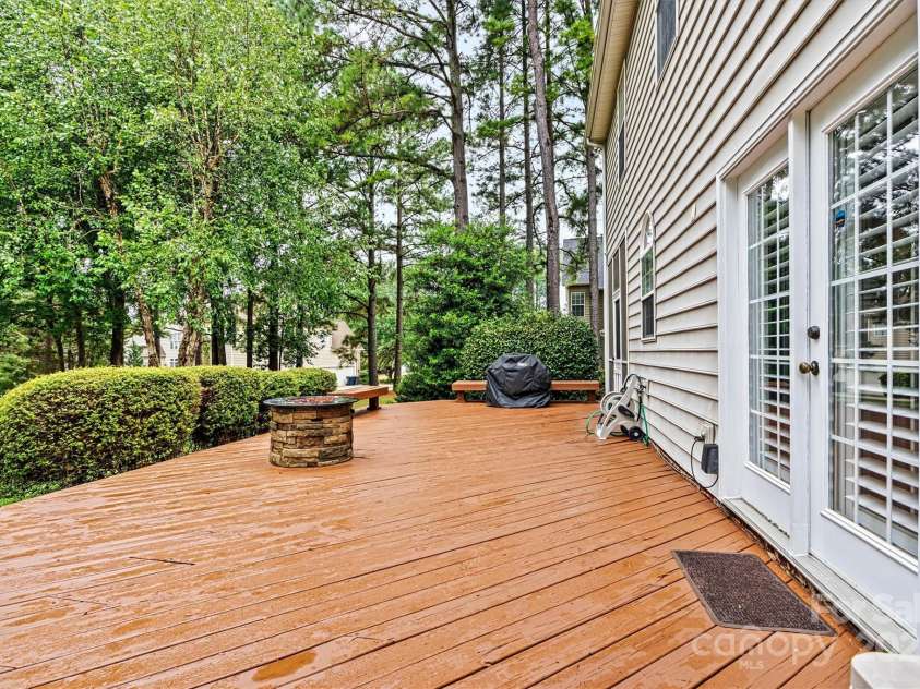 13512 Northbourne Road, Huntersville, NC 28078.  MLS# CAR4289617, YatesRealty ID 30829. 