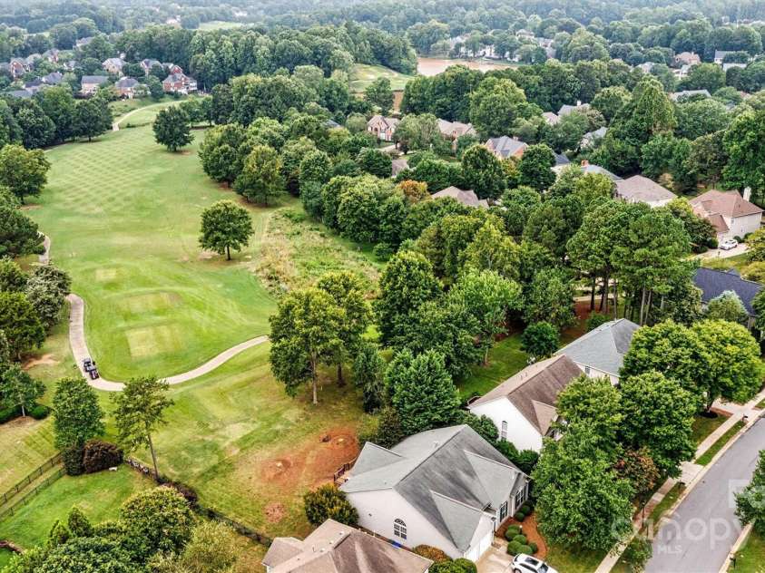 13512 Northbourne Road, Huntersville, NC 28078.  MLS# CAR4289617, YatesRealty ID 30829. 