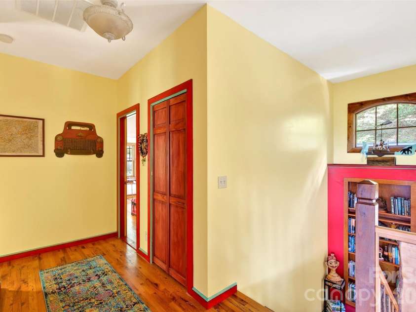 491 South Valley View Drive, Mars Hill, NC 28754.  MLS# CAR4345961, YatesRealty ID 30829. 