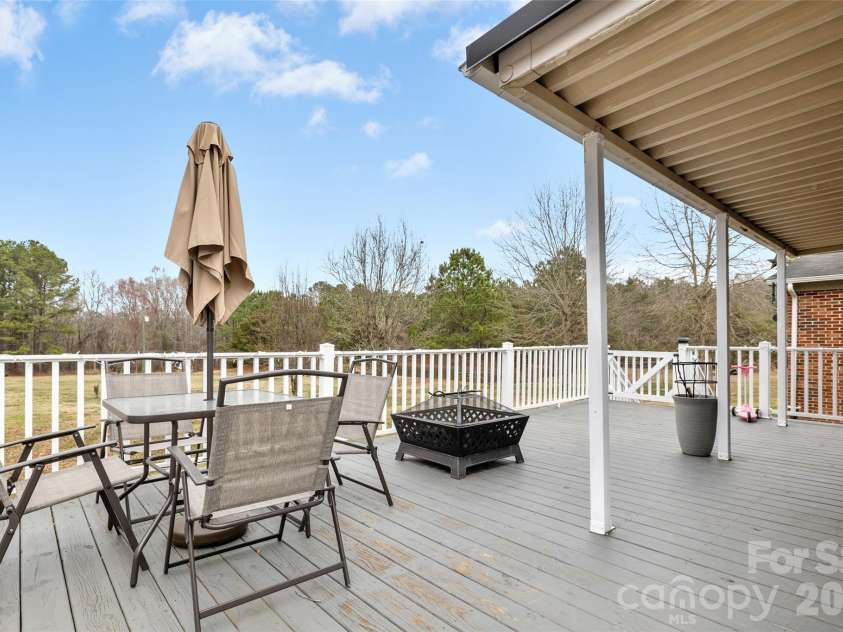 4661 Willie Bayne Lane, Heath Springs, SC 29058.  MLS# CAR4353199, YatesRealty ID 3083. 