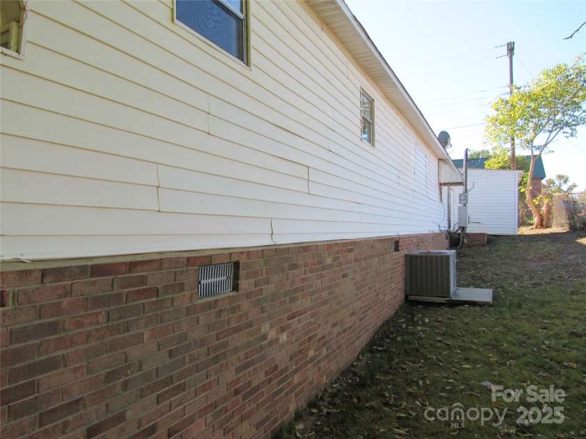 709 A Street, Bessemer City, NC 28016.  MLS# CAR4316342, YatesRealty ID 3083. 