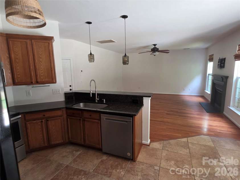 117 Audubon Avenue, Mooresville, NC 28117.  MLS# CAR4391183, YatesRealty ID 30830. 