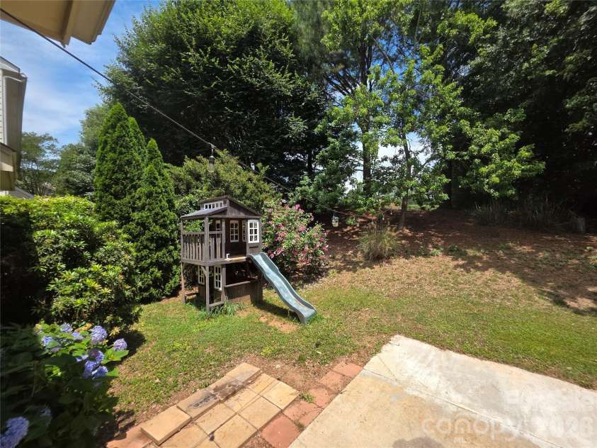 117 Audubon Avenue, Mooresville, NC 28117.  MLS# CAR4391183, YatesRealty ID 30830. 