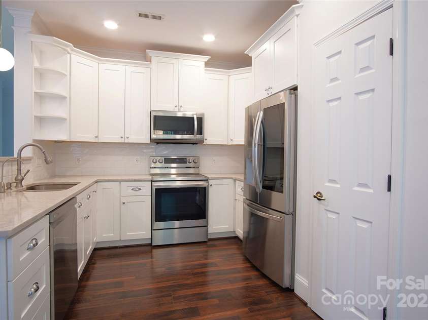 12520 Vantage Point Lane, Huntersville, NC 28078.  MLS# CAR4276306, YatesRealty ID 30830. 