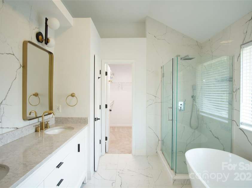 12520 Vantage Point Lane, Huntersville, NC 28078.  MLS# CAR4276306, YatesRealty ID 30830. 