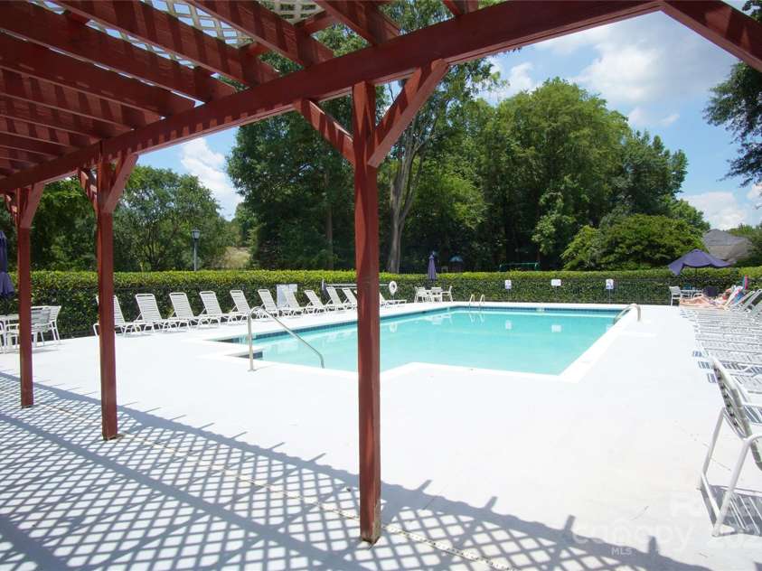 12520 Vantage Point Lane, Huntersville, NC 28078.  MLS# CAR4276306, YatesRealty ID 30830. 