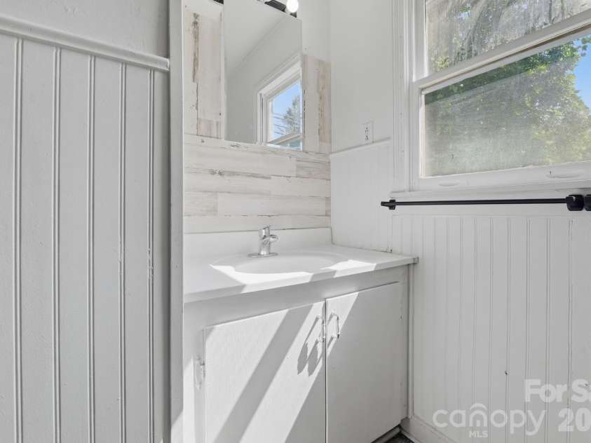 1208 Arch Street, Lancaster, SC 29720.  MLS# CAR4388962, YatesRealty ID 30831. 