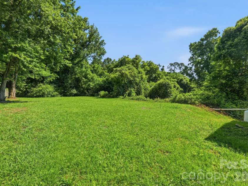 1208 Arch Street, Lancaster, SC 29720.  MLS# CAR4388962, YatesRealty ID 30831. 