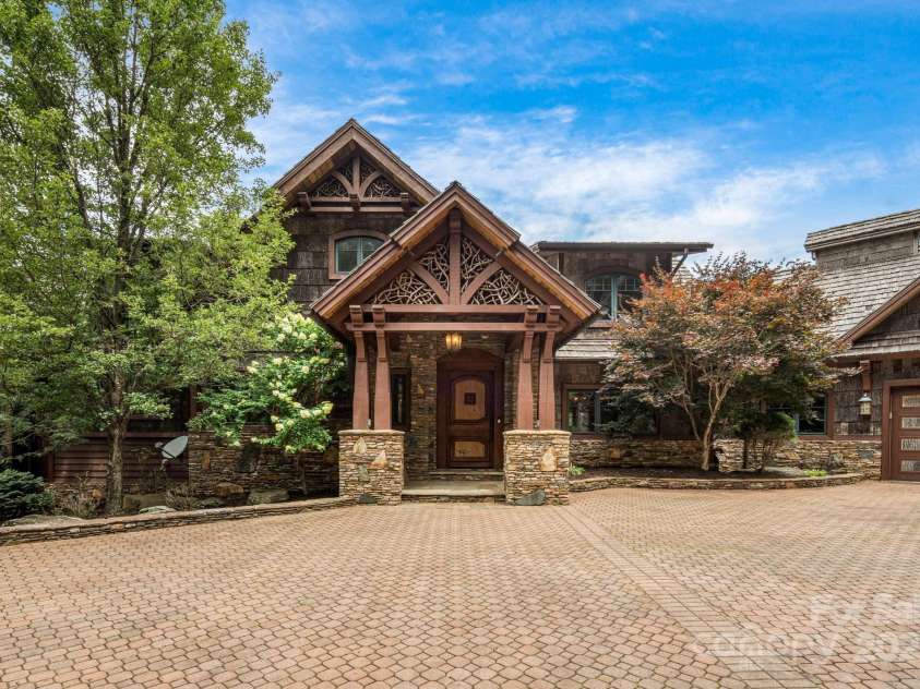 159 Adirondack Drive, Boone, NC 28607.  MLS# CAR4289744, YatesRealty ID 30835. 