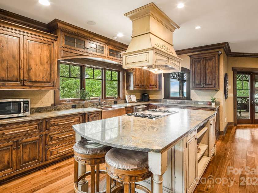 159 Adirondack Drive, Boone, NC 28607.  MLS# CAR4289744, YatesRealty ID 30835. 